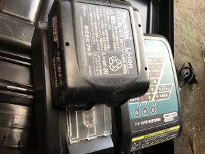 充電器に差したまま