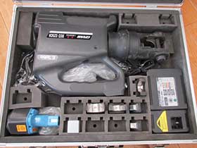 電動油圧式工具